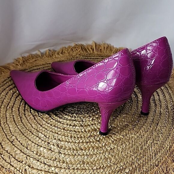 Coup D' Etat Faux Croc Size 8.5 Pumps - Picture 6 of 10